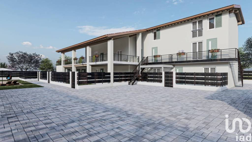 appartamento in vendita a Lonato del Garda in zona Castel Venzago