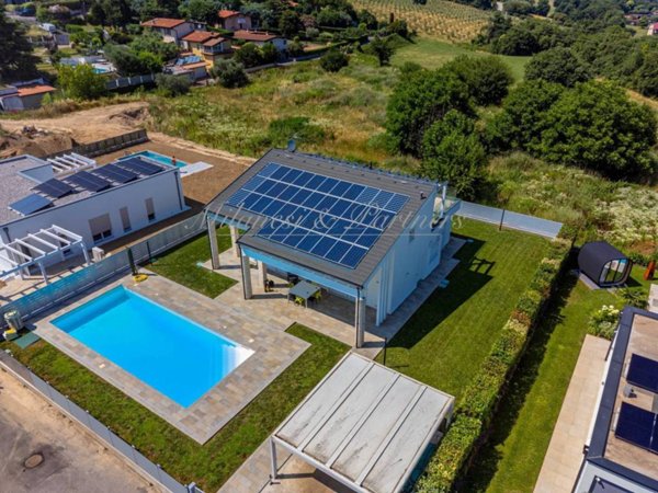 casa indipendente in vendita a Lonato del Garda