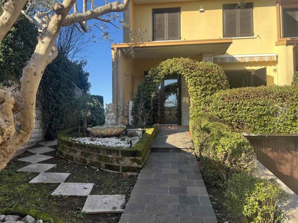 casa indipendente in vendita a Lonato del Garda