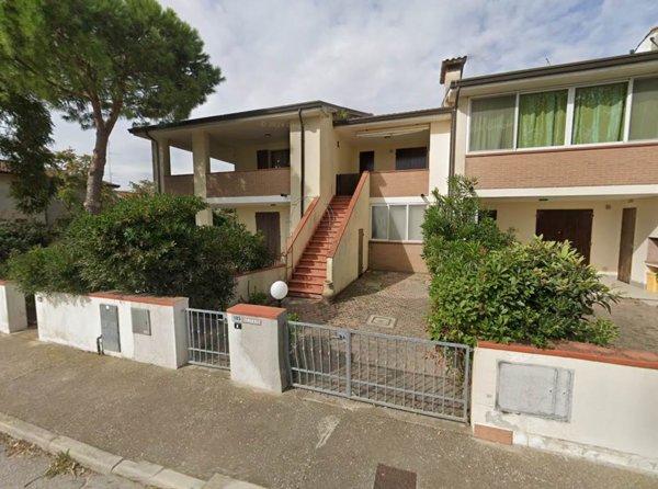 casa indipendente in vendita a Lonato del Garda in zona Lido