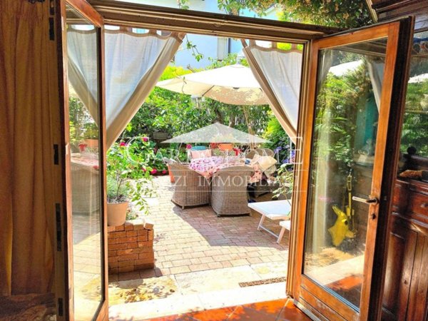 casa indipendente in vendita a Lonato del Garda