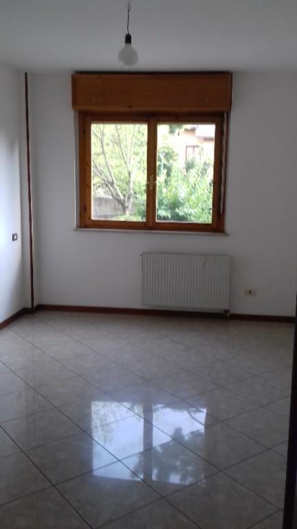 appartamento in vendita a Lonato del Garda in zona San Polo