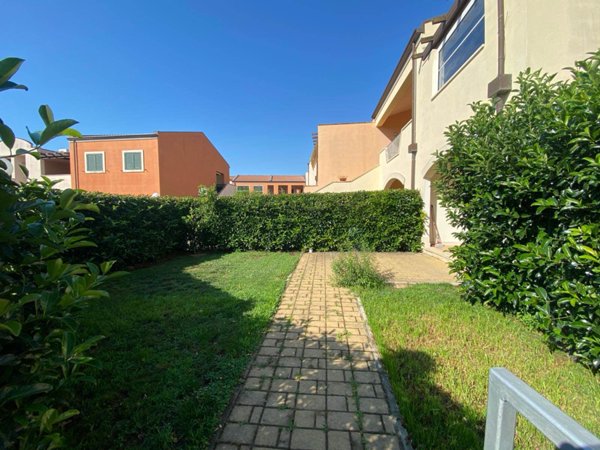 appartamento in vendita a Lonato del Garda in zona Lido