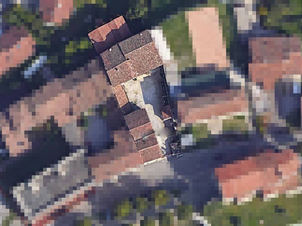 casa indipendente in vendita a Lonato del Garda in zona Sedena