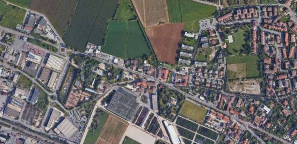 locale di sgombero in vendita a Lonato del Garda