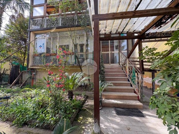 casa indipendente in vendita a Lonato del Garda