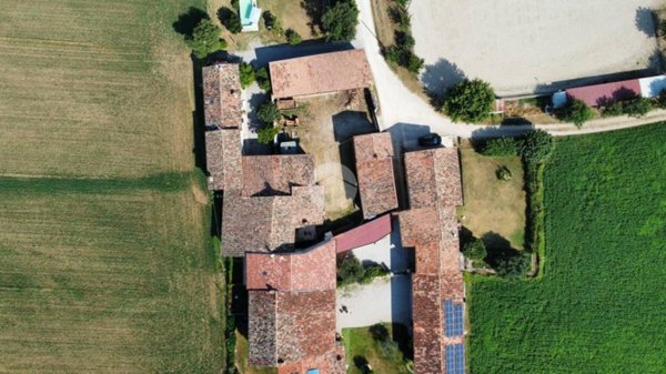 casa indipendente in vendita a Lonato del Garda in zona Cominello