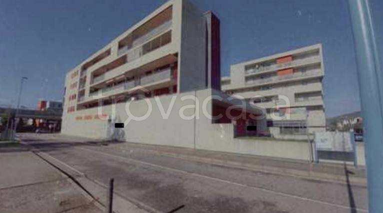 appartamento in vendita a Lonato del Garda in zona San Polo