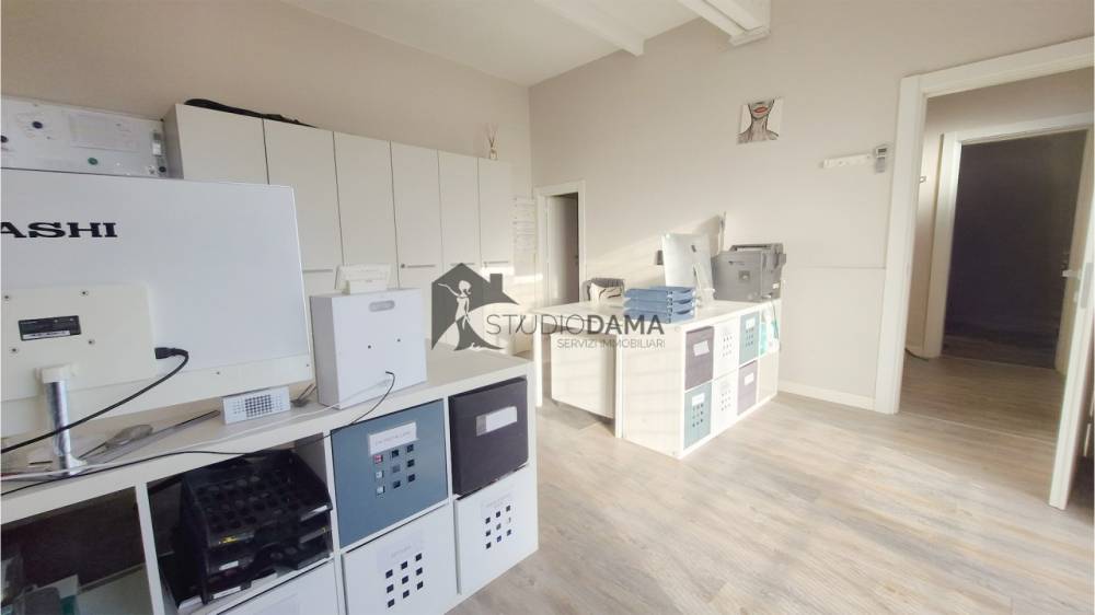 casa indipendente in vendita a Lonato del Garda