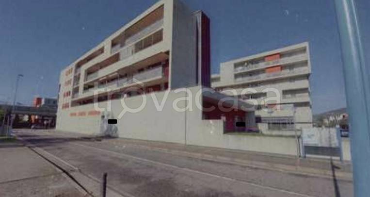 appartamento in vendita a Lonato del Garda in zona San Polo