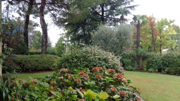 casa indipendente in vendita a Lonato del Garda