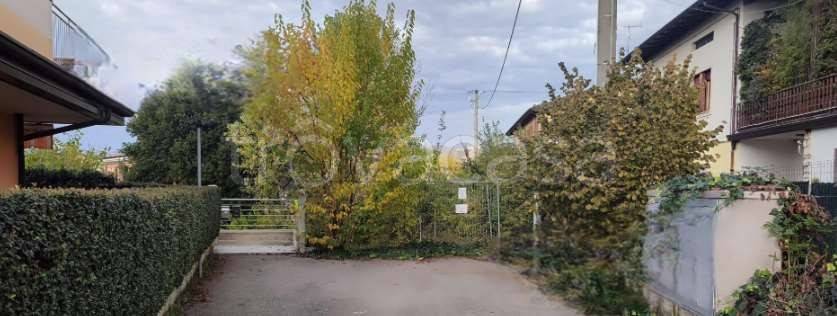 appartamento in vendita a Lonato del Garda in zona San Cipriano