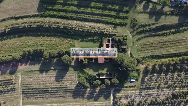 casale in vendita a Lonato del Garda