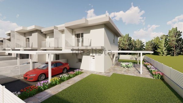 casa indipendente in vendita a Lonato del Garda