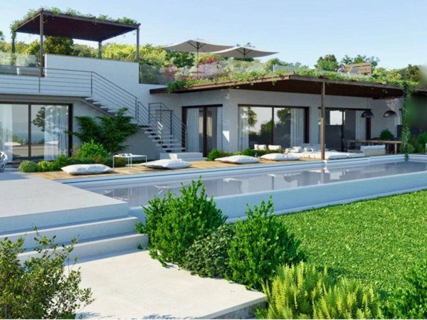 casa indipendente in vendita a Lonato del Garda