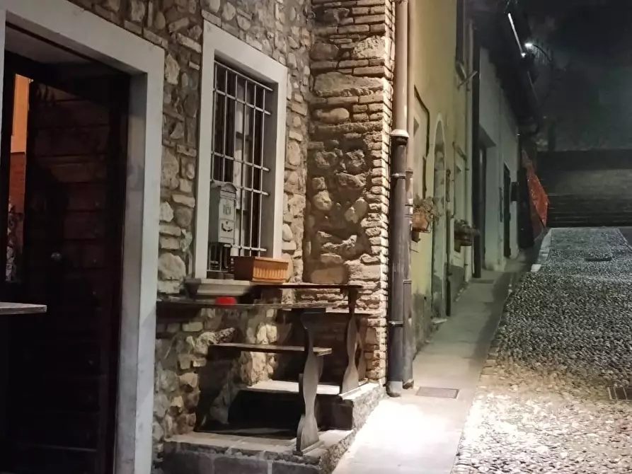 negozio in vendita a Lonato del Garda