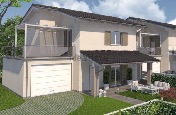 casa indipendente in vendita a Lonato del Garda