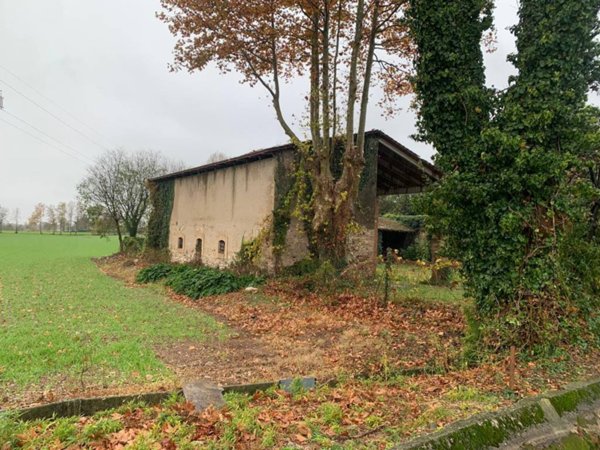 casale in vendita a Lonato del Garda