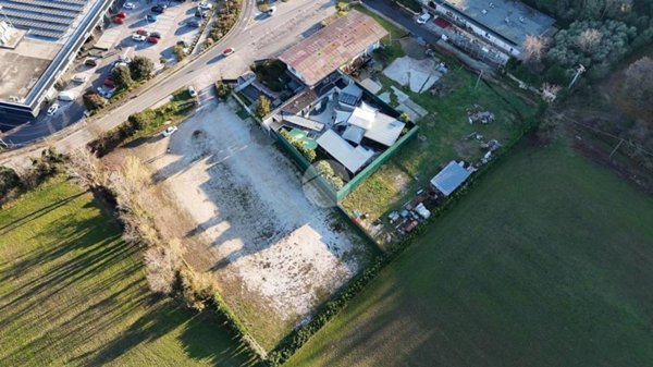 negozio in vendita a Lonato del Garda