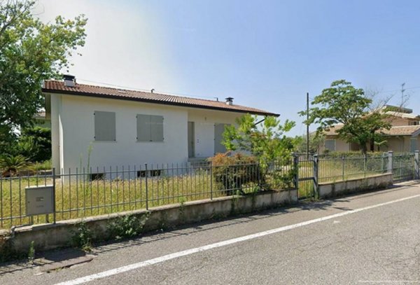 casa indipendente in vendita a Lonato del Garda