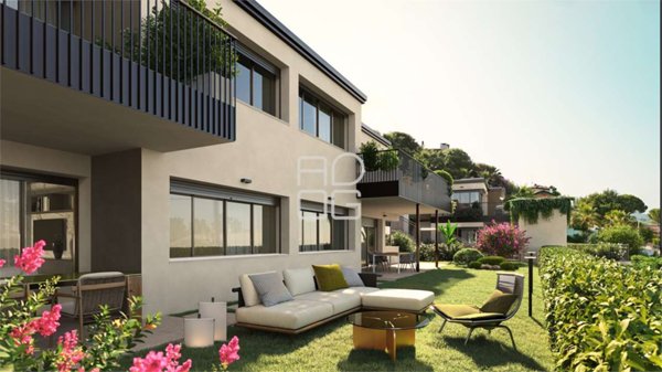 appartamento in vendita a Lonato del Garda in zona Barcuzzi