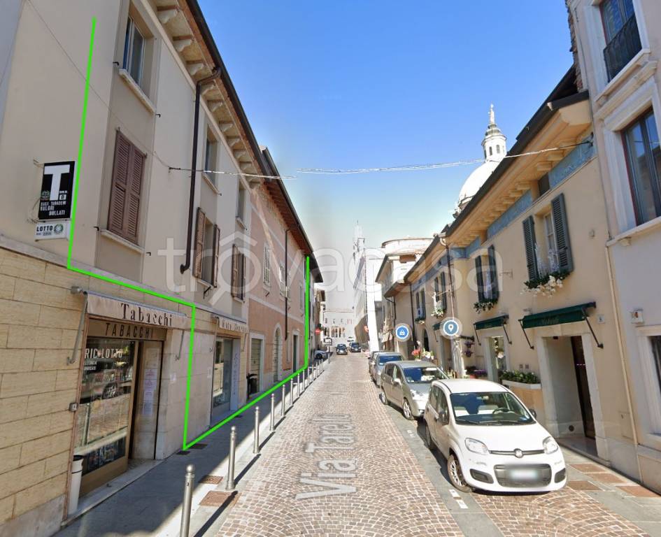 negozio in vendita a Lonato del Garda