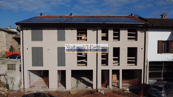 appartamento in vendita a Lonato del Garda in zona Esenta