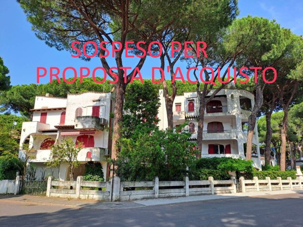 appartamento in vendita a Lonato del Garda in zona Lido