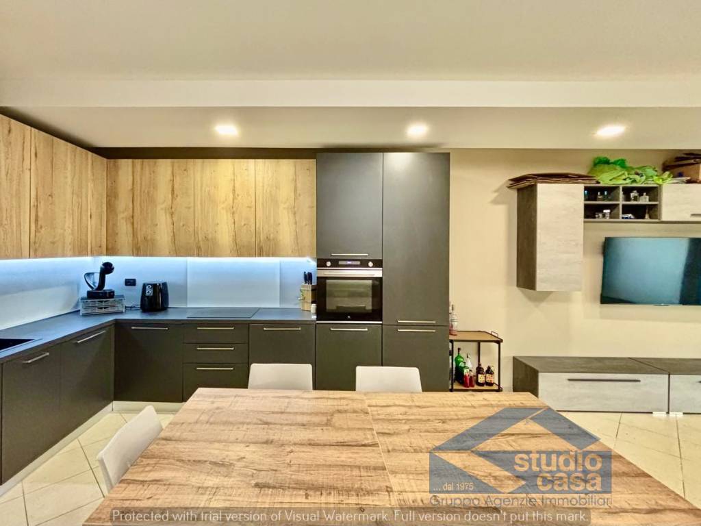 appartamento in vendita a Lonato del Garda in zona Esenta