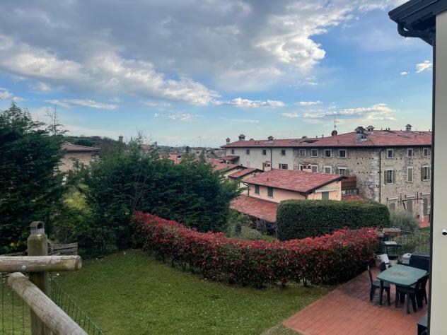 casa indipendente in vendita a Lonato del Garda