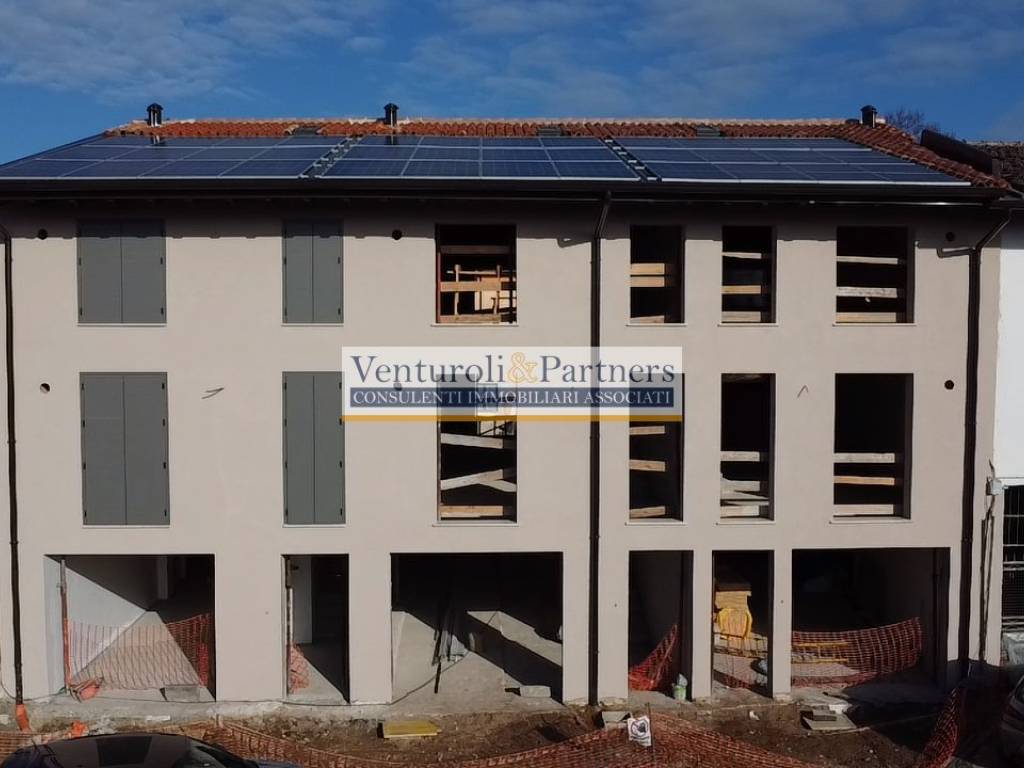 appartamento in vendita a Lonato del Garda in zona Esenta