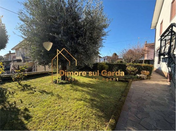 casa indipendente in vendita a Lonato del Garda