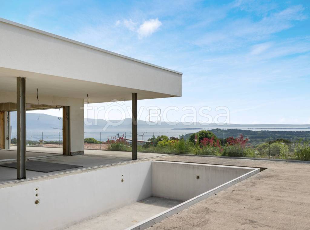 casa indipendente in vendita a Lonato del Garda