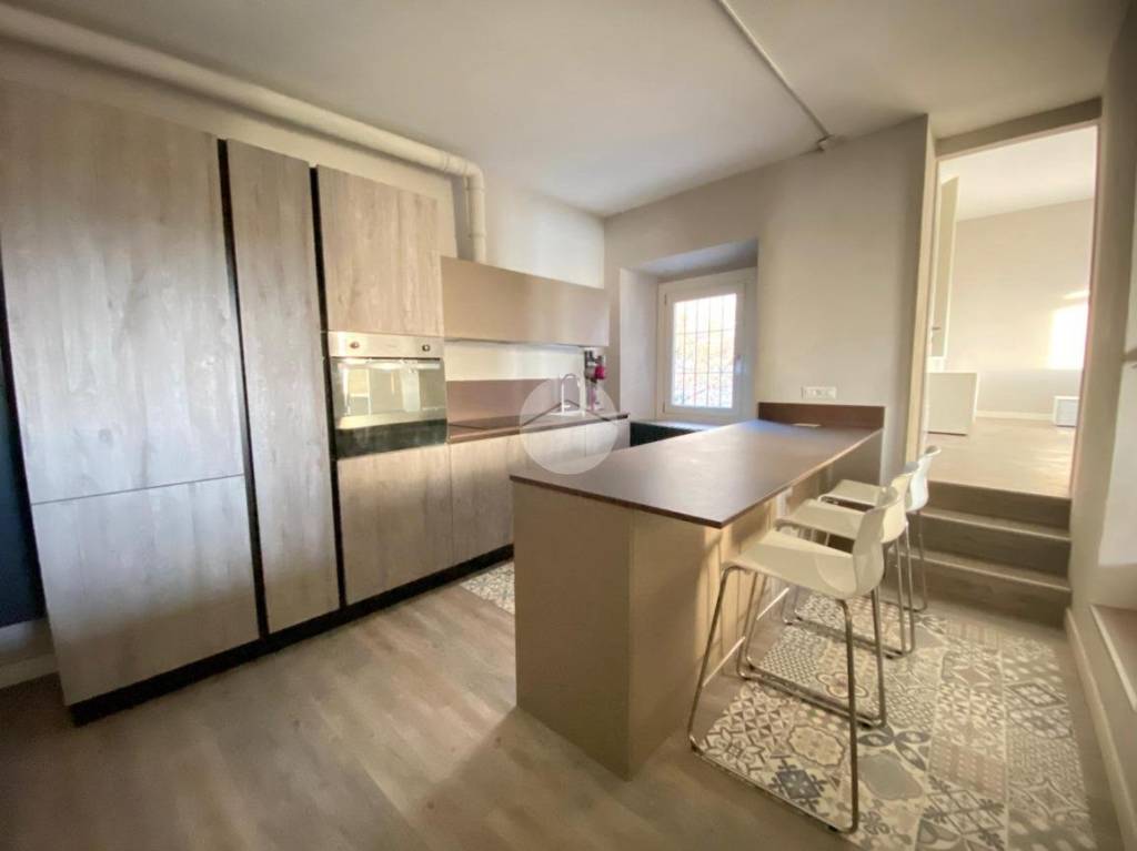 casa indipendente in vendita a Lonato del Garda