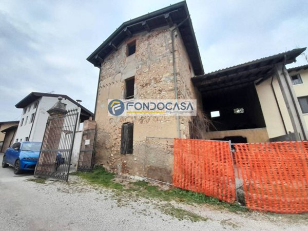 casale in vendita a Lonato del Garda