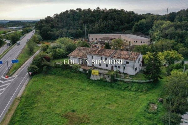 casale in vendita a Lonato del Garda