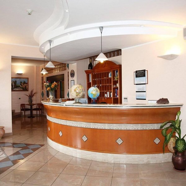 negozio in vendita a Lonato del Garda