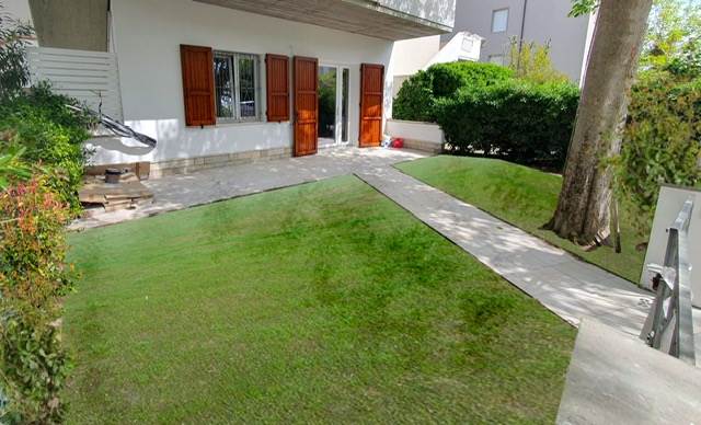 appartamento in vendita a Lonato del Garda in zona Lido