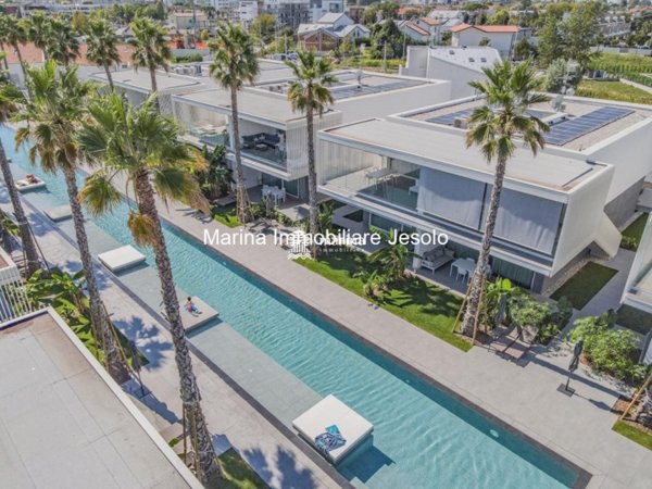 appartamento in vendita a Lonato del Garda in zona Lido