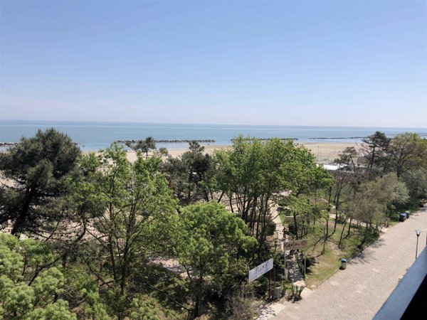 appartamento in vendita a Lonato del Garda in zona Lido