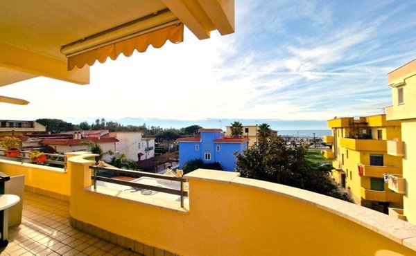 appartamento in vendita a Lonato del Garda in zona Lido