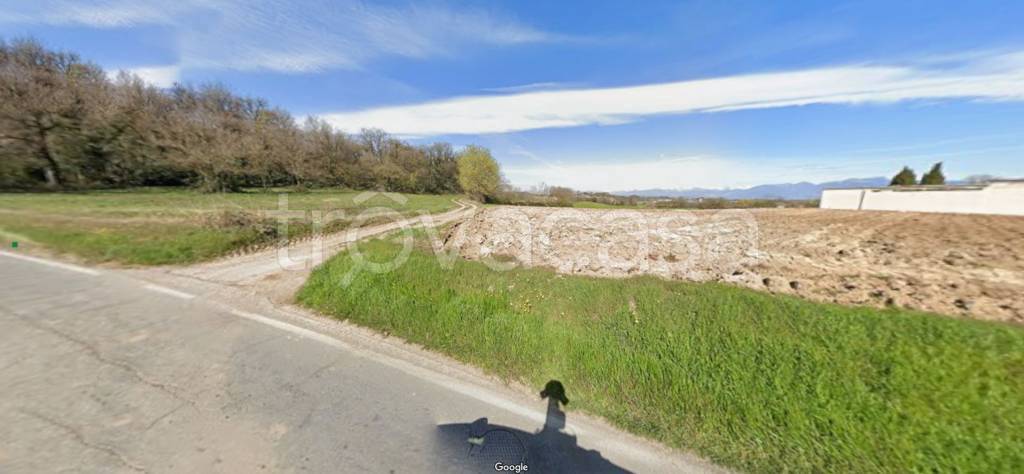 terreno agricolo in vendita a Lonato del Garda in zona Castel Venzago