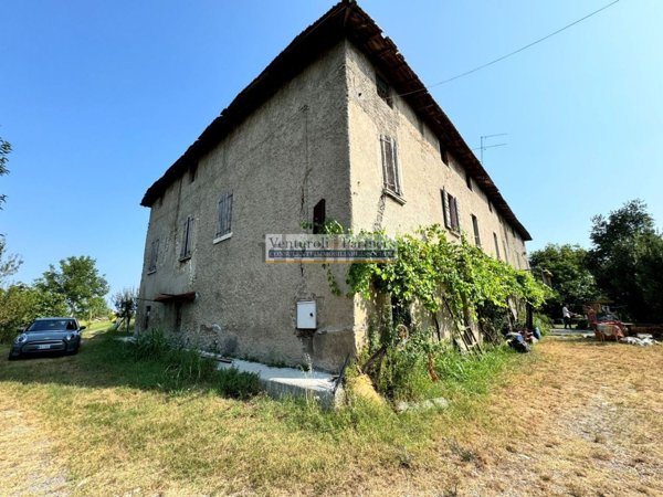 casale in vendita a Lonato del Garda