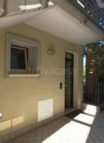 appartamento in vendita a Lonato del Garda in zona Campagna Sotto