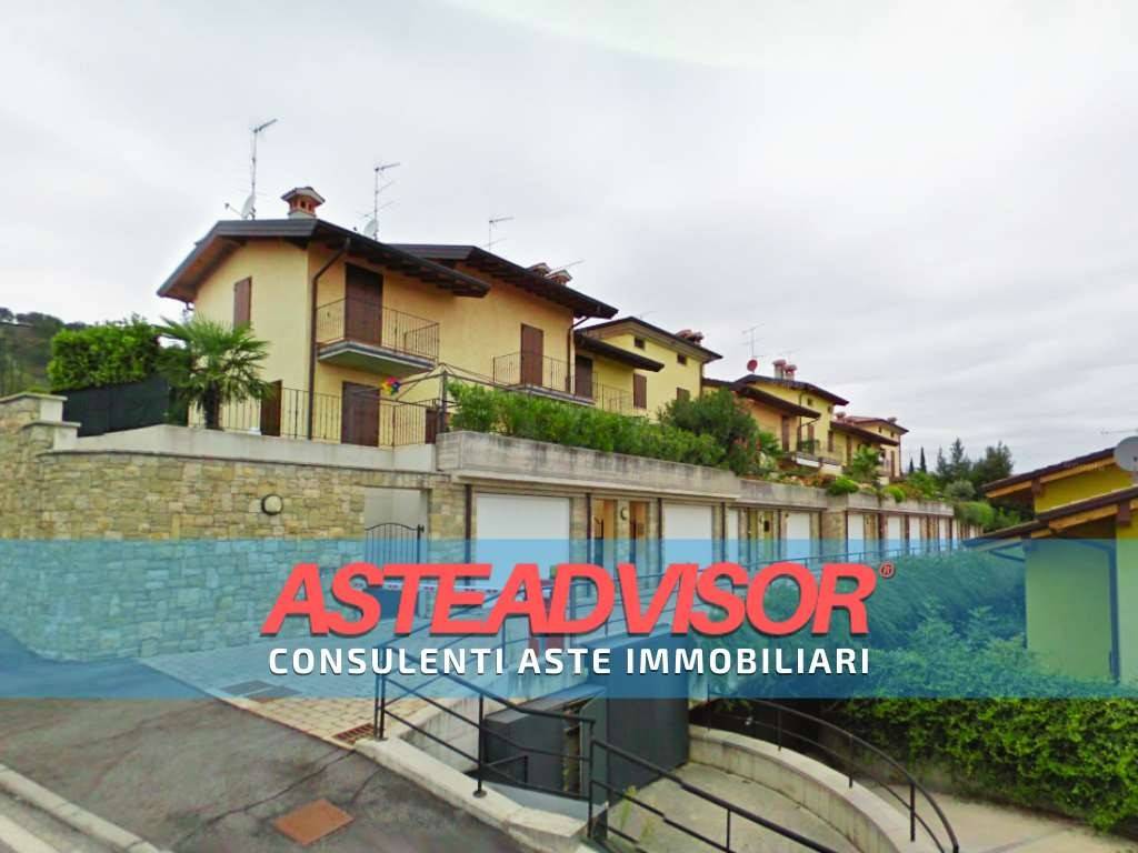appartamento in vendita a Lonato del Garda in zona Barcuzzi