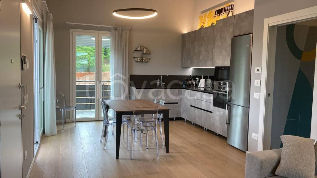appartamento in vendita a Lonato del Garda