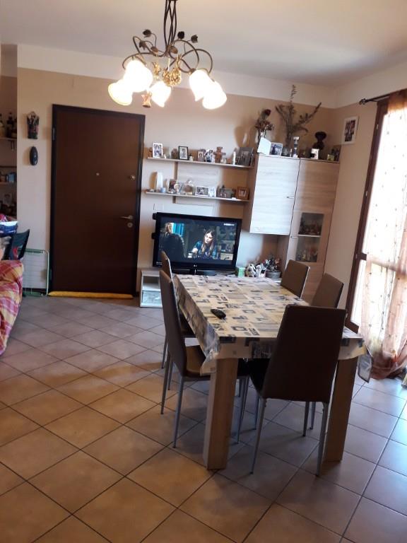 appartamento in vendita a Lonato del Garda in zona San Polo