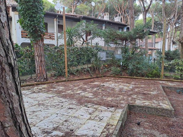 casa indipendente in vendita a Lonato del Garda in zona Lido