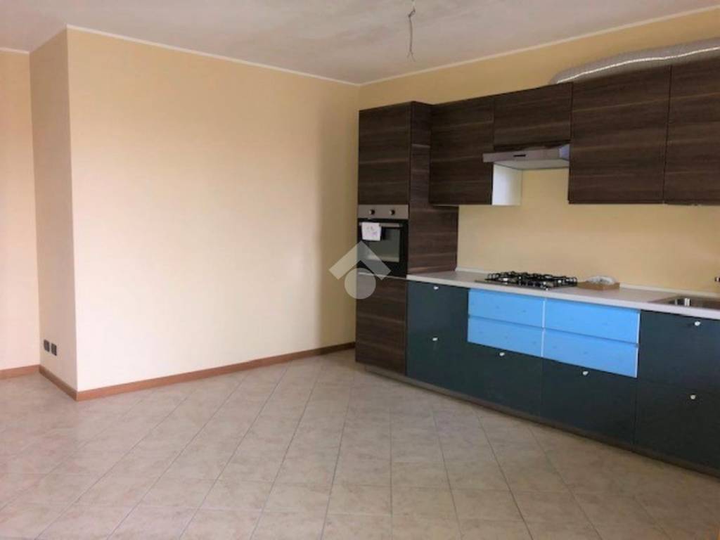 appartamento in vendita a Lonato del Garda in zona Bettola