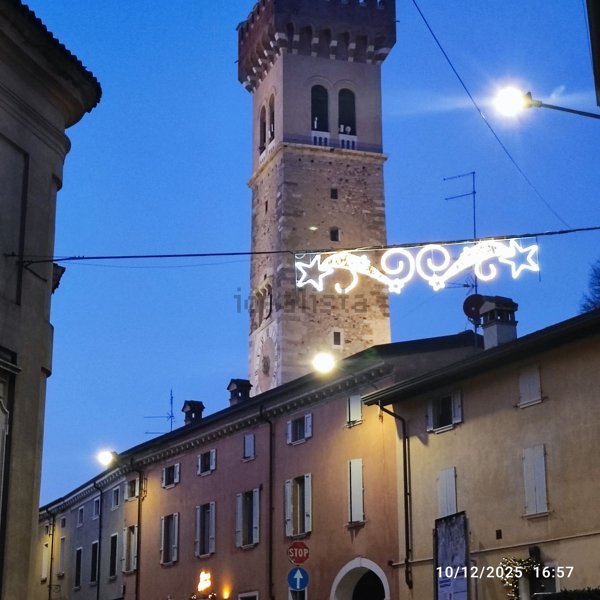 casa indipendente in vendita a Lonato del Garda